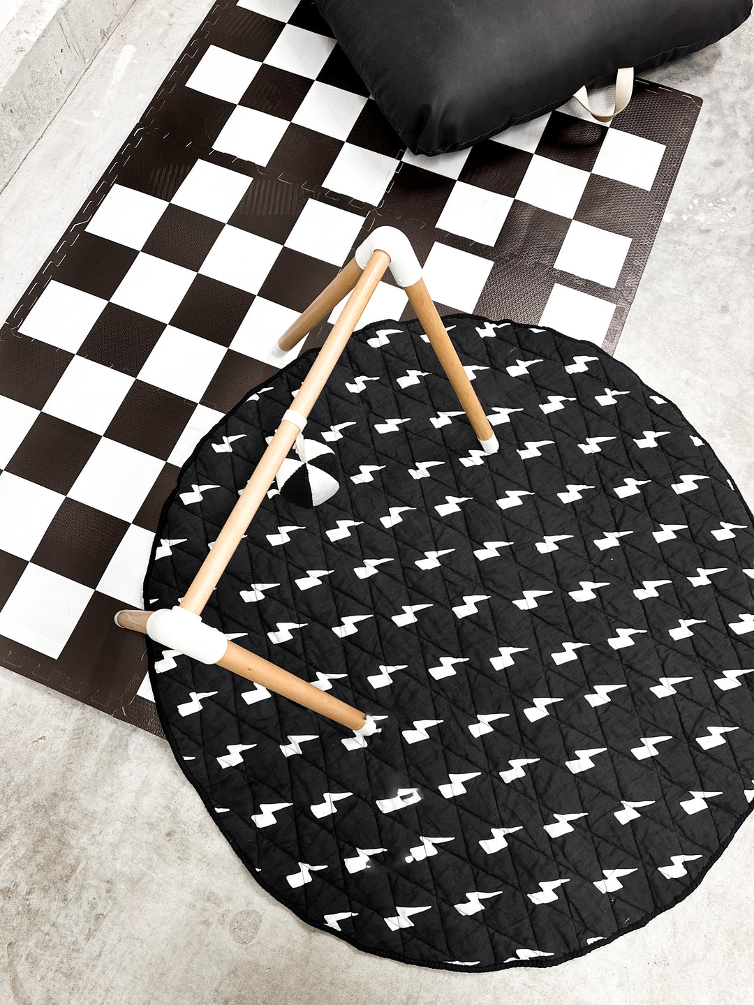 Organic Jagger x Venice Play Mat 
(PREORDER)