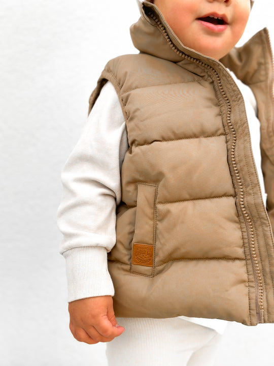 Summit Puffer Vest — Caramel